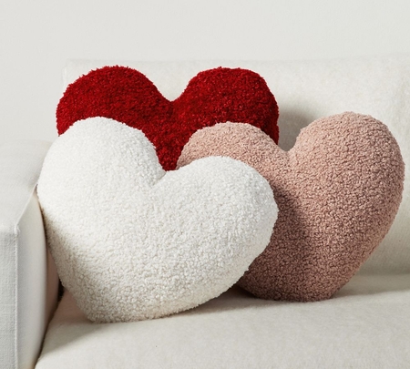 Pottery barn best sale faux fur pillow