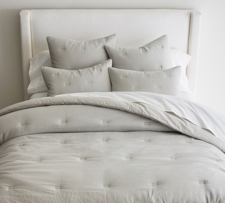 Pottery barn outlet comforter